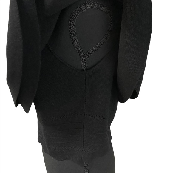 💯 Endless Rose Black ruffle detail top - Picture 5 of 7